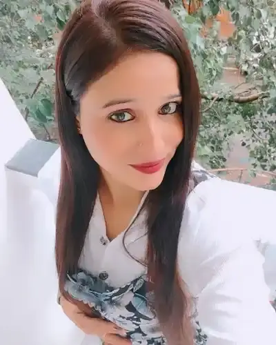 Call Girls in Chhoti Sadri